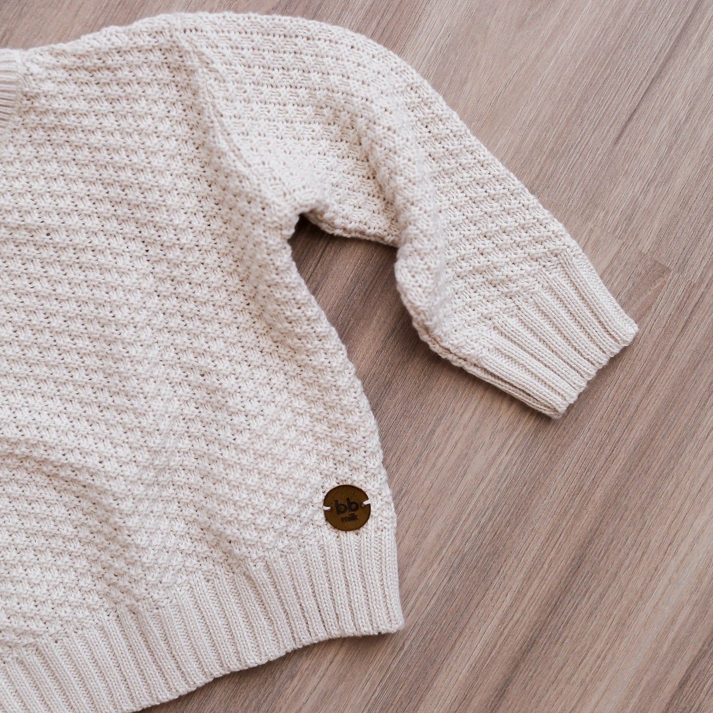 Suéter Tricot Areia Unissex - Bebê e Infantil 💛