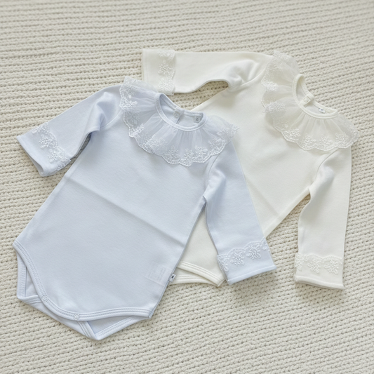 Body Bebê Menina Renda Com Pérolas