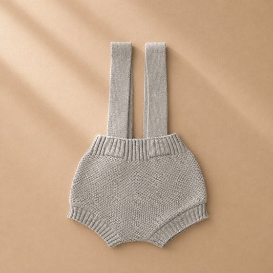 Shorts Suspensório Tricô Coelhinho Cinza