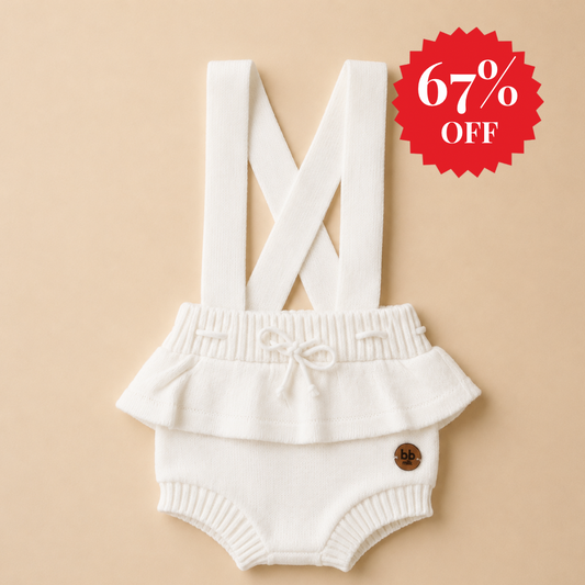 Shorts Suspensório com Babado Branco