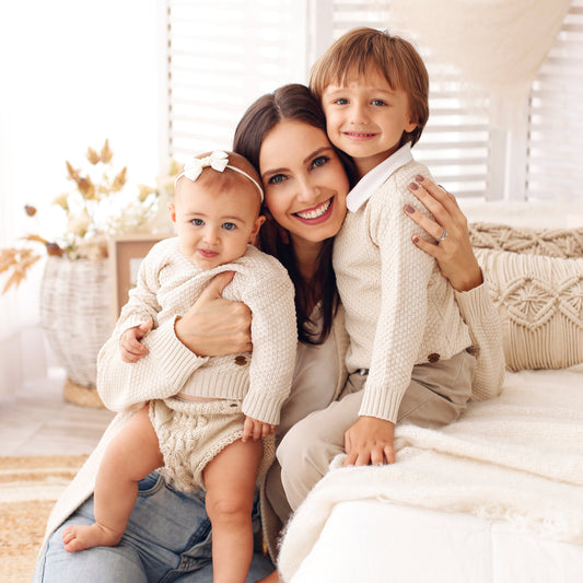 Suéter Tricot Areia Unissex - Bebê e Infantil 💛